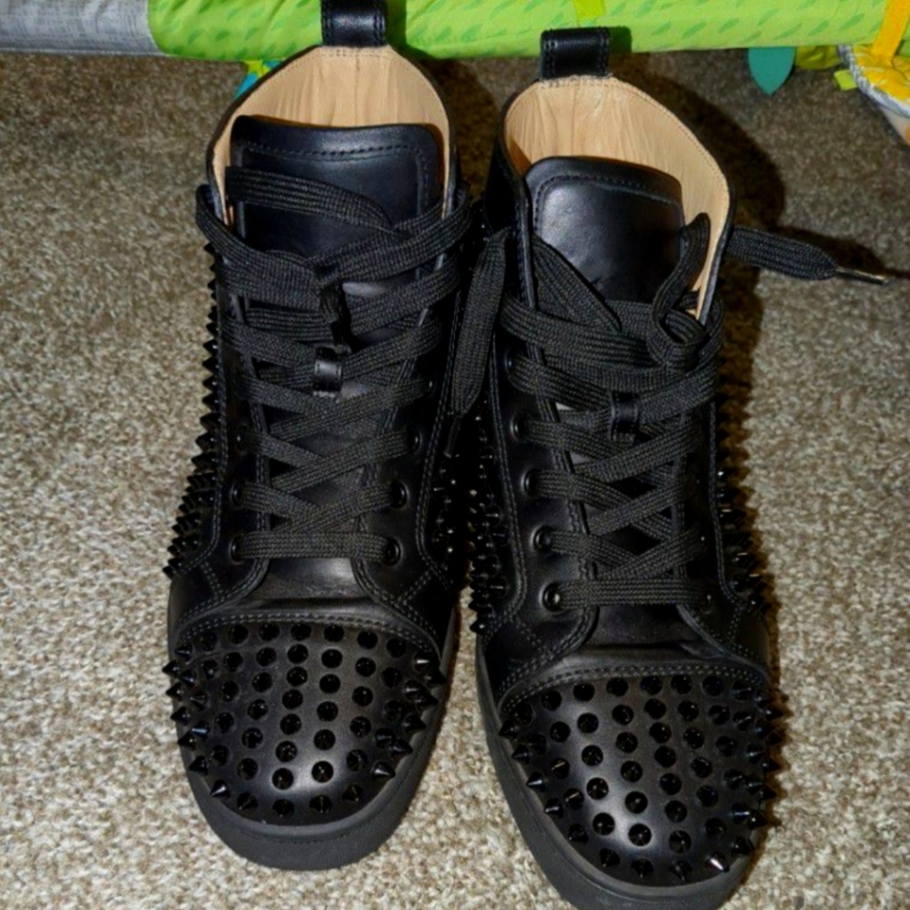 Size 41 Christian louboutins
